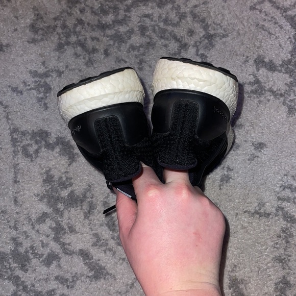 Size 9 - adidas UltraBoost 4.0 Core Black 2017 - BB6149 - Picture 4 of 5